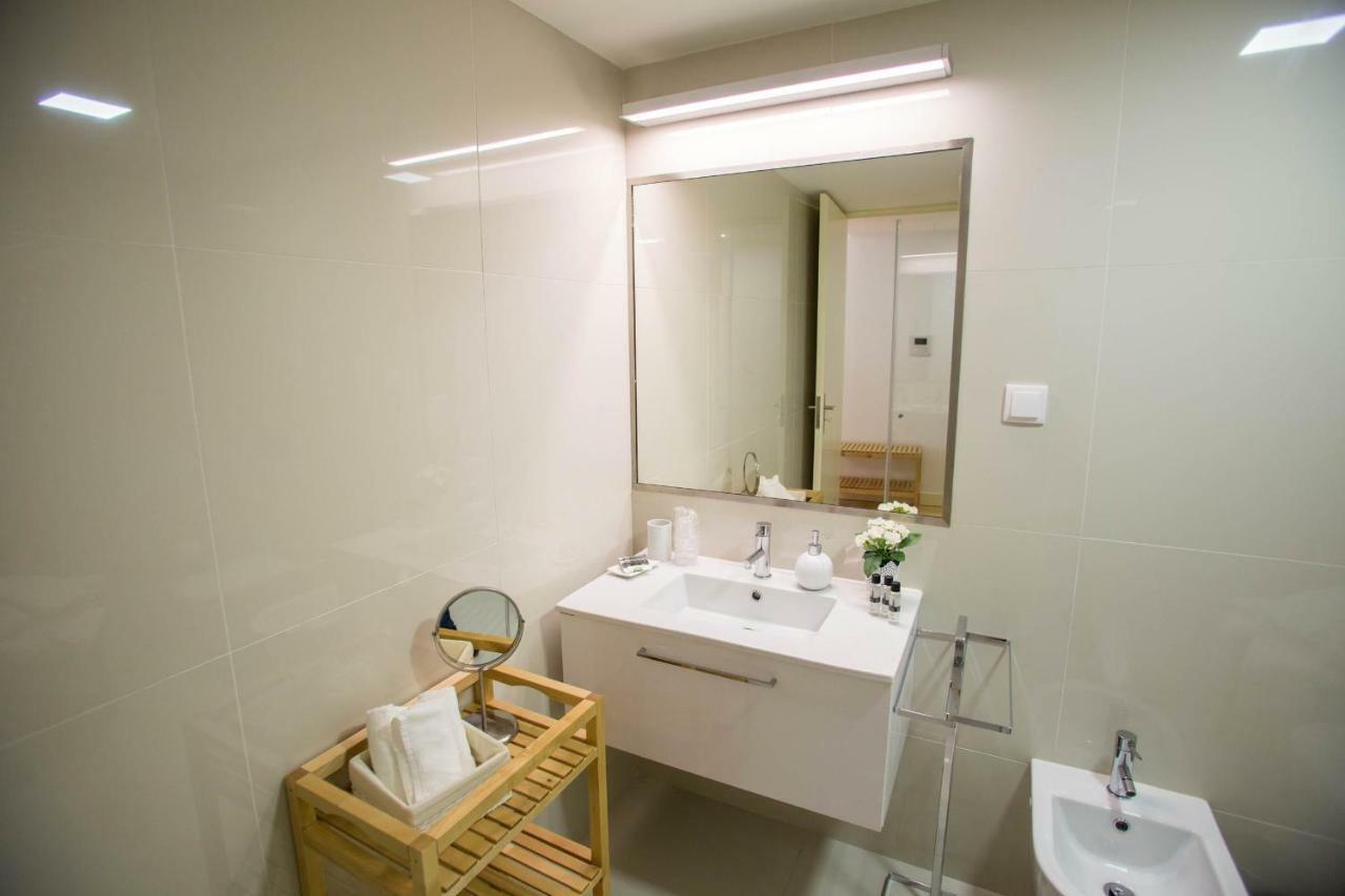 Almada Story Apartments By Porto City Hosts מראה חיצוני תמונה